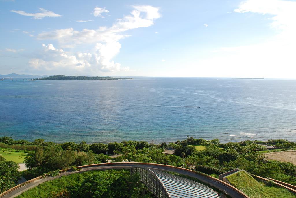 Yukurinaresort Okinawa Hills Churaumi Мотобу Екстер'єр фото